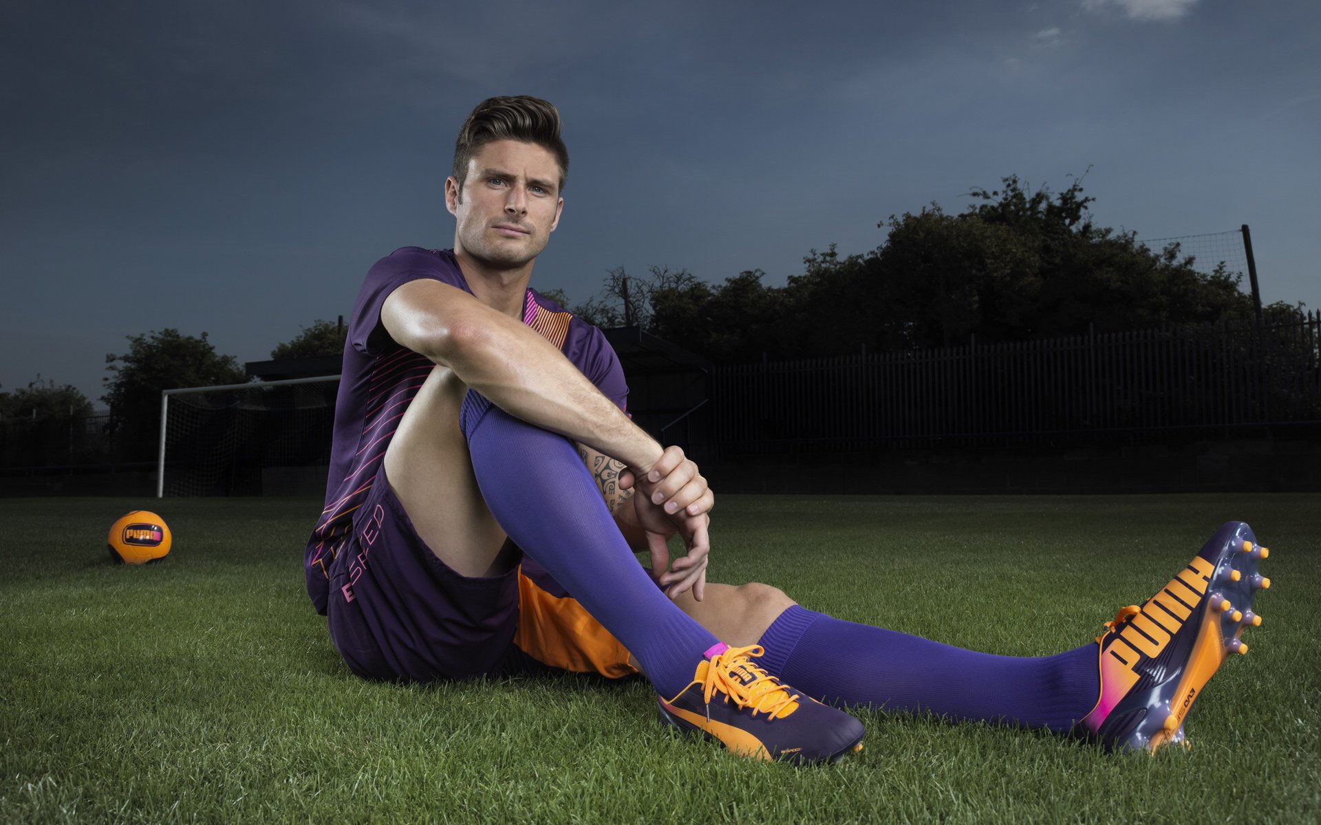 恩比德转身跳投多次命中难以防守,恩比德经典动作