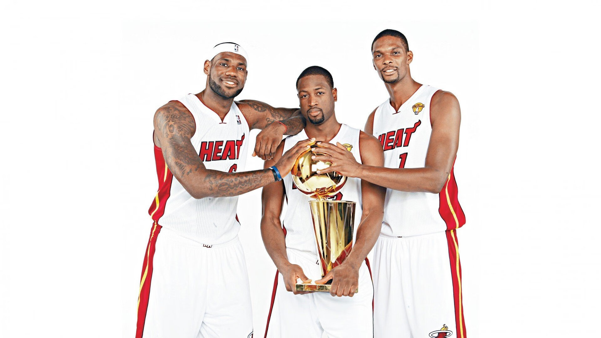 开云体育下载-英超大战连连：每场都像决赛！，英超争4